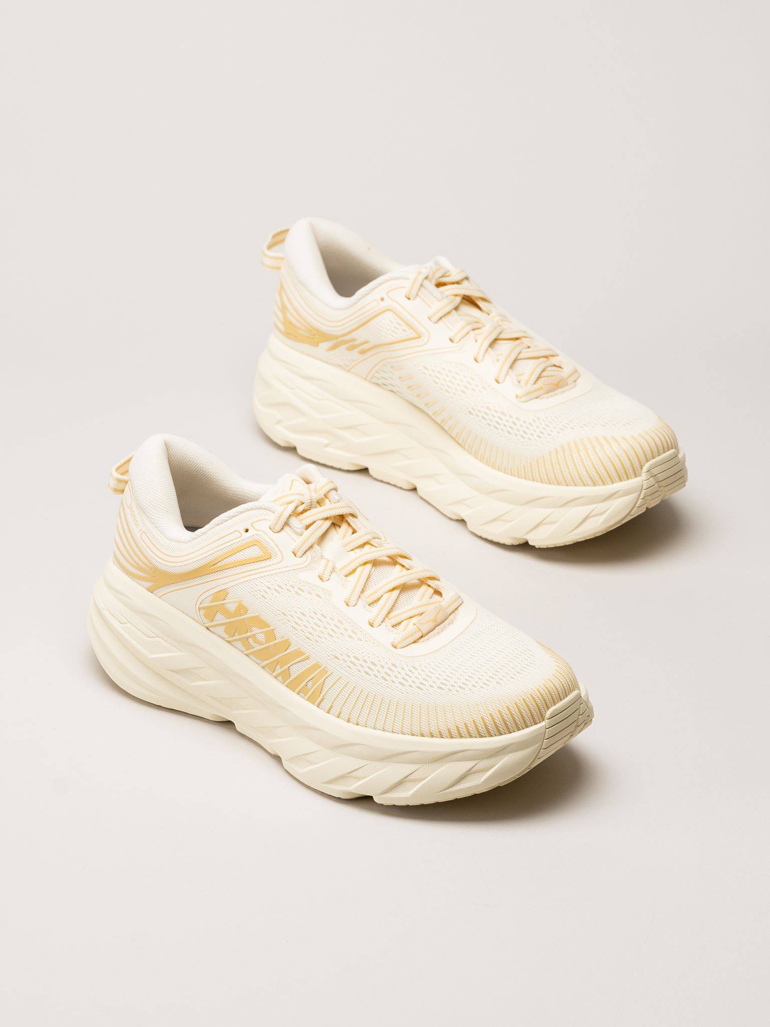 HOKA - Bondi 7 - Gula sportskor storlek 8 (40) Sneakers - Gul/Orange (8 (40))