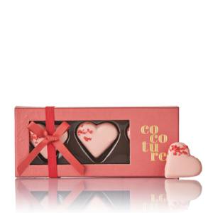 Marcipanhjerter med pink chokolade i rød Cocoture æske - 54g