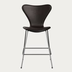 Serie 7™ 3187 forsidepolstret barstol af Arne Jacobsen - Fritz Hansen