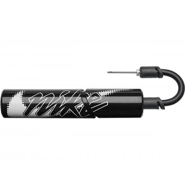 Nike Essential Script Ball Pump One Size svart