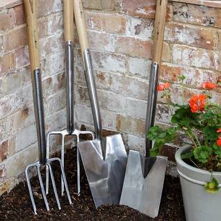 Handy spade - Burgon and Ball.