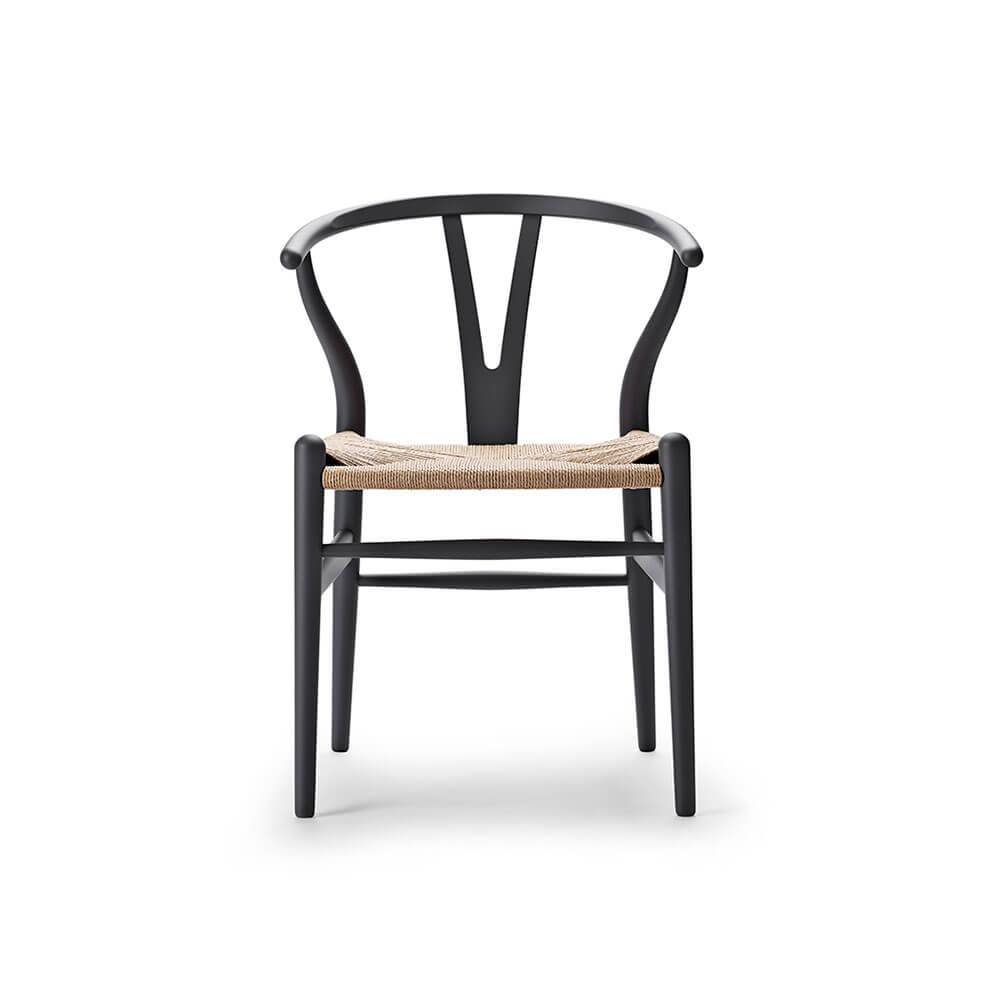 CH24 Y stol af Hans J. Wegner.