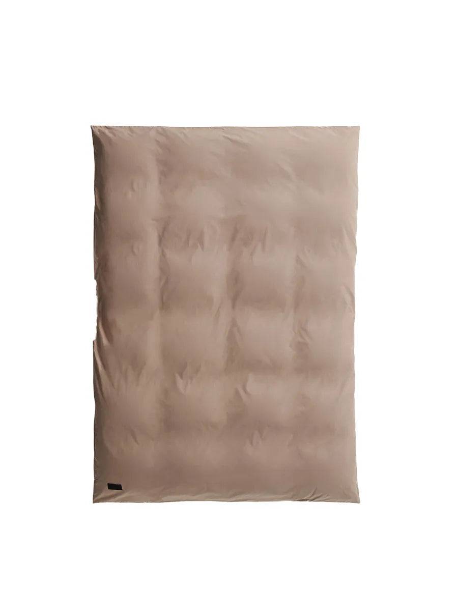 Pure Poplin Duvet Cover Single 140x220 cm fra Magniberg Sand - Jacobsen Plus