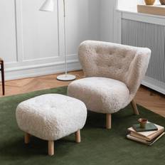 &Tradition VB1 Little Petra&ATD1 Pouf Sheepskin Moonlight/White Oiled Oak