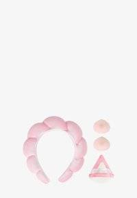 DREAM BLEND SET (PINK) - Sminkset