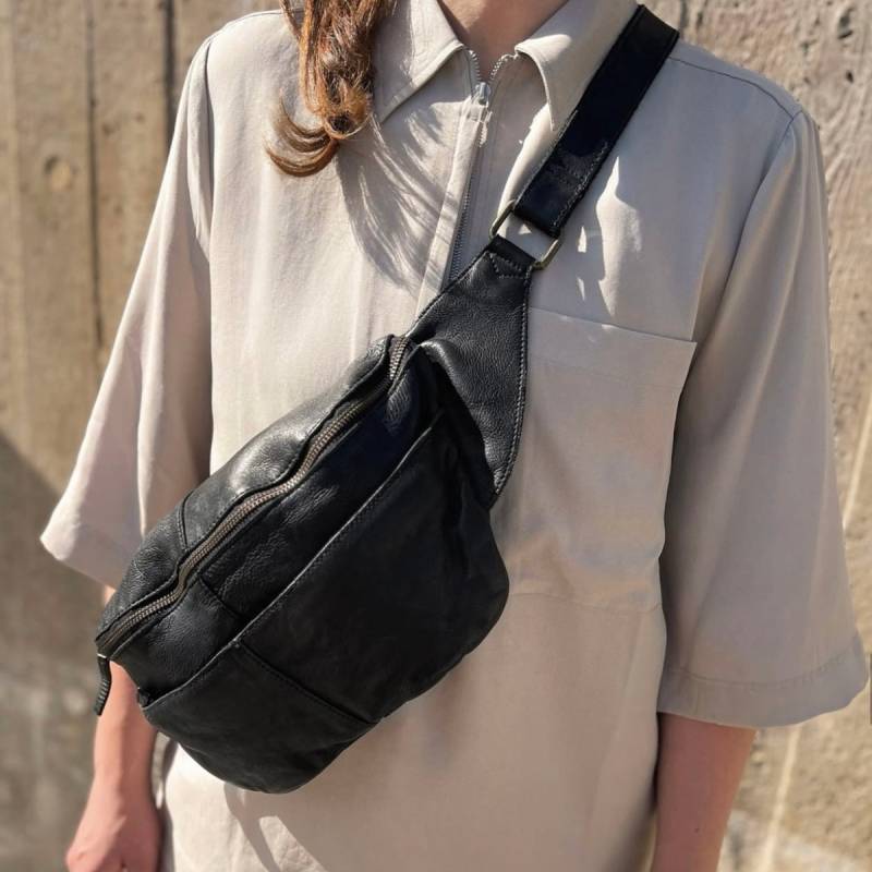 Liberty bumbag - Stor - Sort bøffelskind - Montana