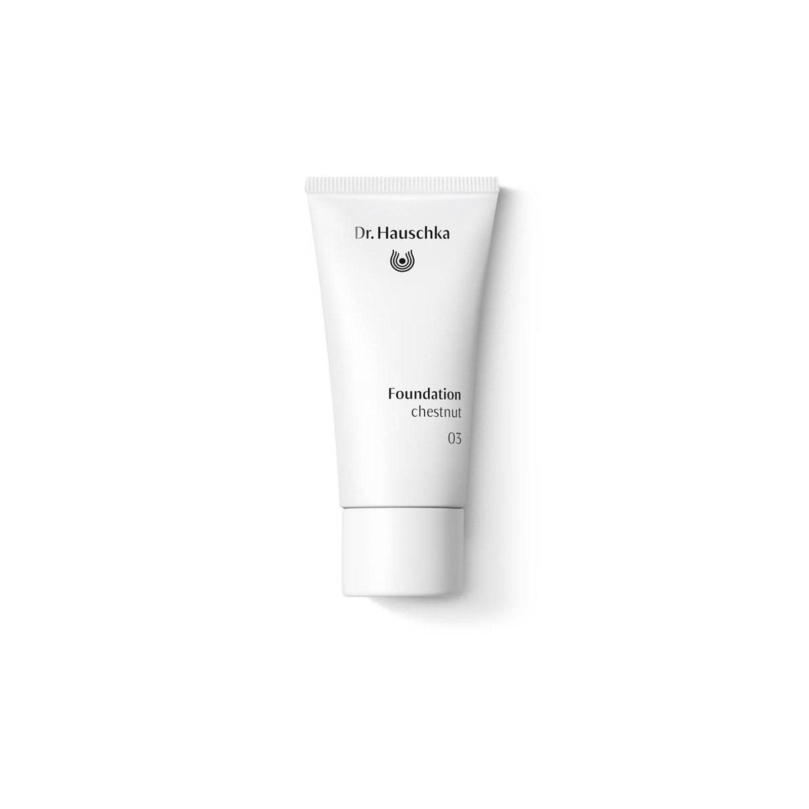 Dr. hauschka Foundation - Närande makeup med mineralpigment 30 ml 03 Kastanj