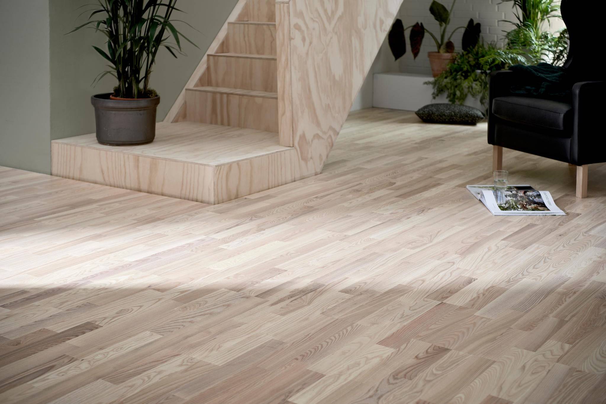 Wallmann - Lamelparket 3 stavs Ask Hvid matlak - 1090417 - Gulve
