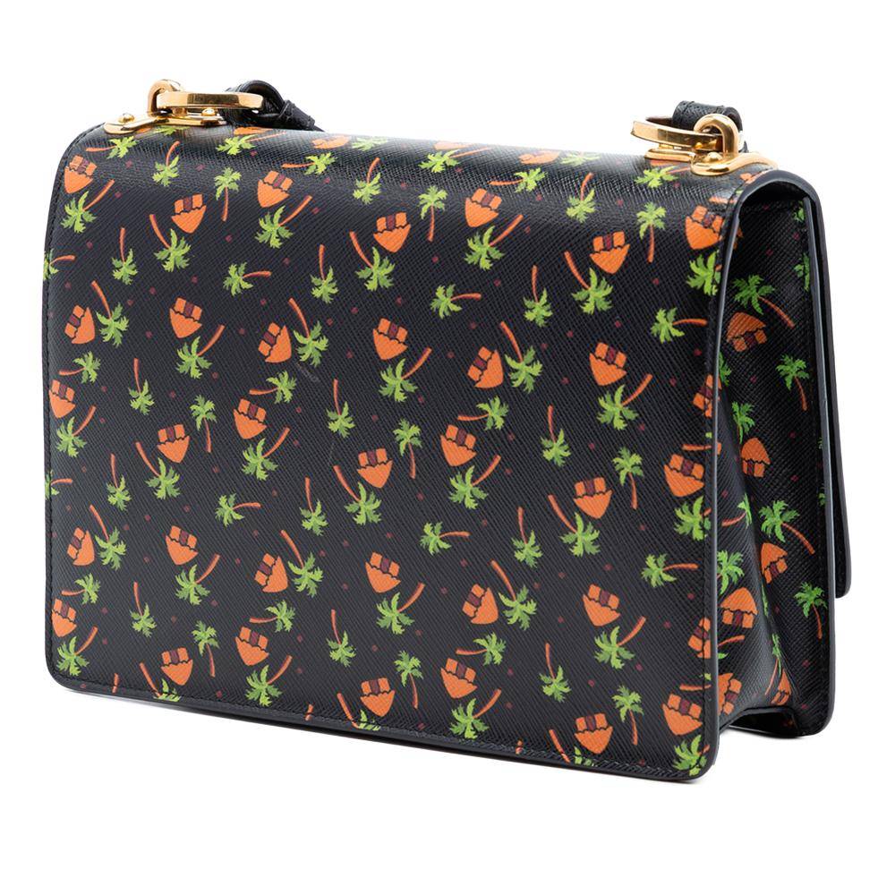 Prada Vintage Prada Crossbody Bag L 16.50cm x W 22cm x D 6cm - Crossbody Tasker hos Magasin.