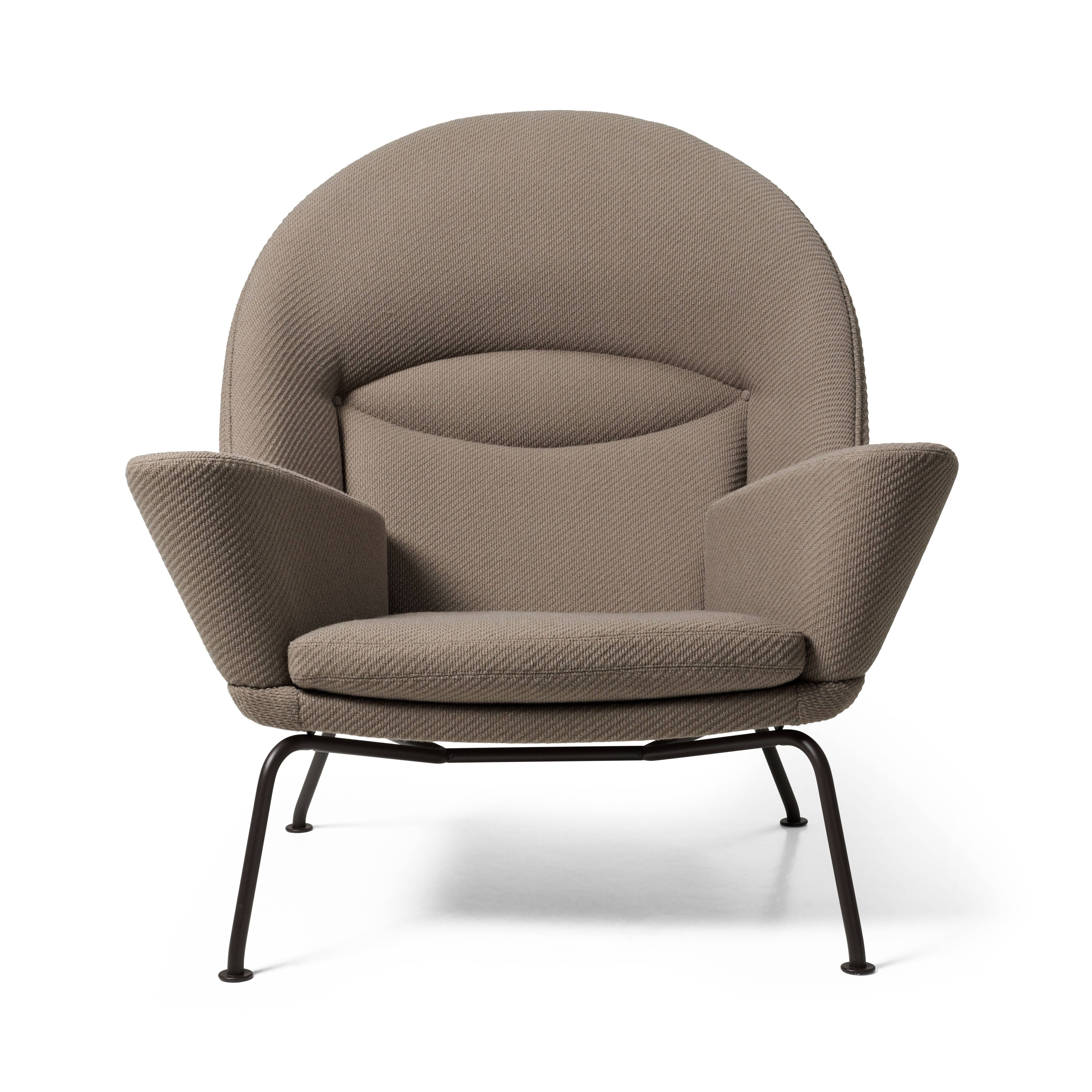 CH468 Oculus Chair, Umi tekstil af Hans J. Wegner Umi 61324 med Pebble Brown stel - Jacobsen Plus