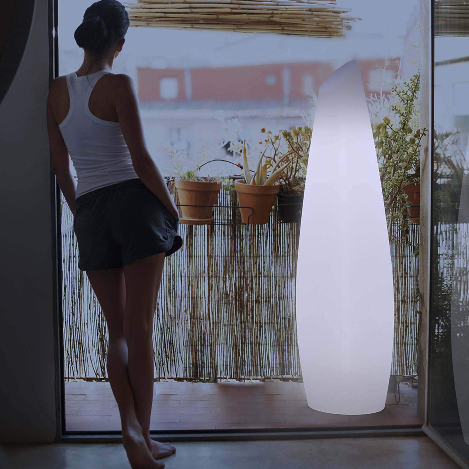 Newgarden Fredo LED-golvlampa, kabel, 170 cm, Vitt / opal, Syntetmaterial