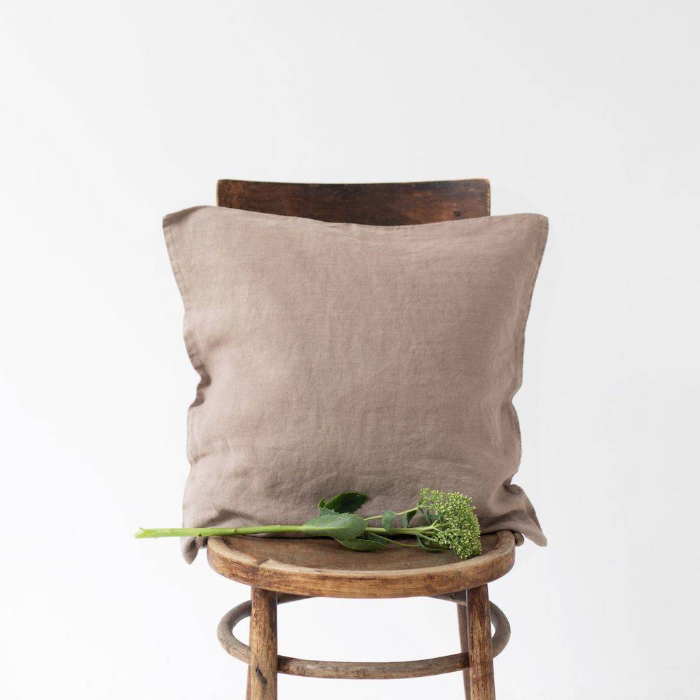 Pudebetræk Hør 45x45 Taupe - Linen Tales.