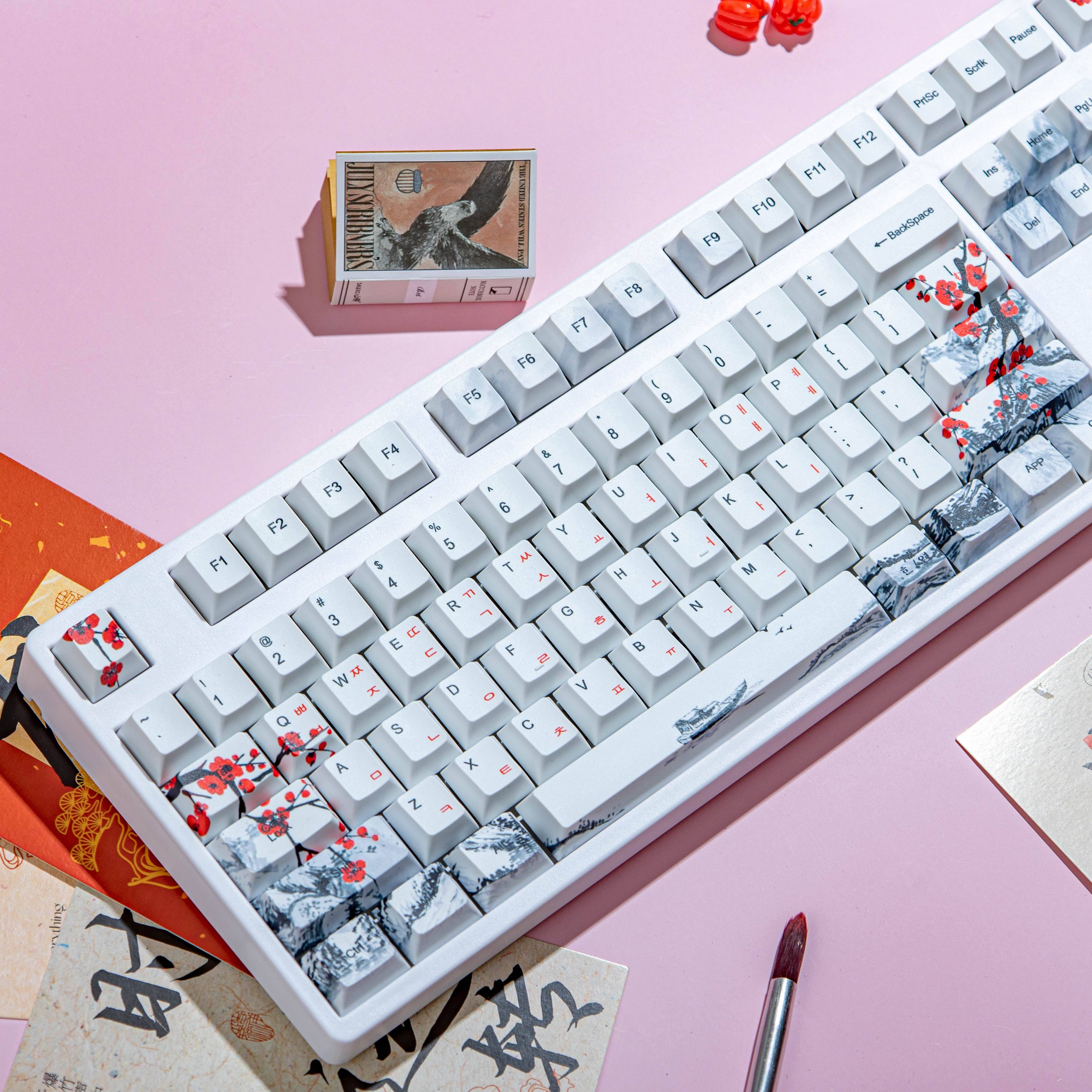 Plum Blossom AZERTY Keycaps Italian Spanish Nordic Korean Keycap QWERTZ PBT Cherry Profile ISO Layout for MX Mechanical Keyboard