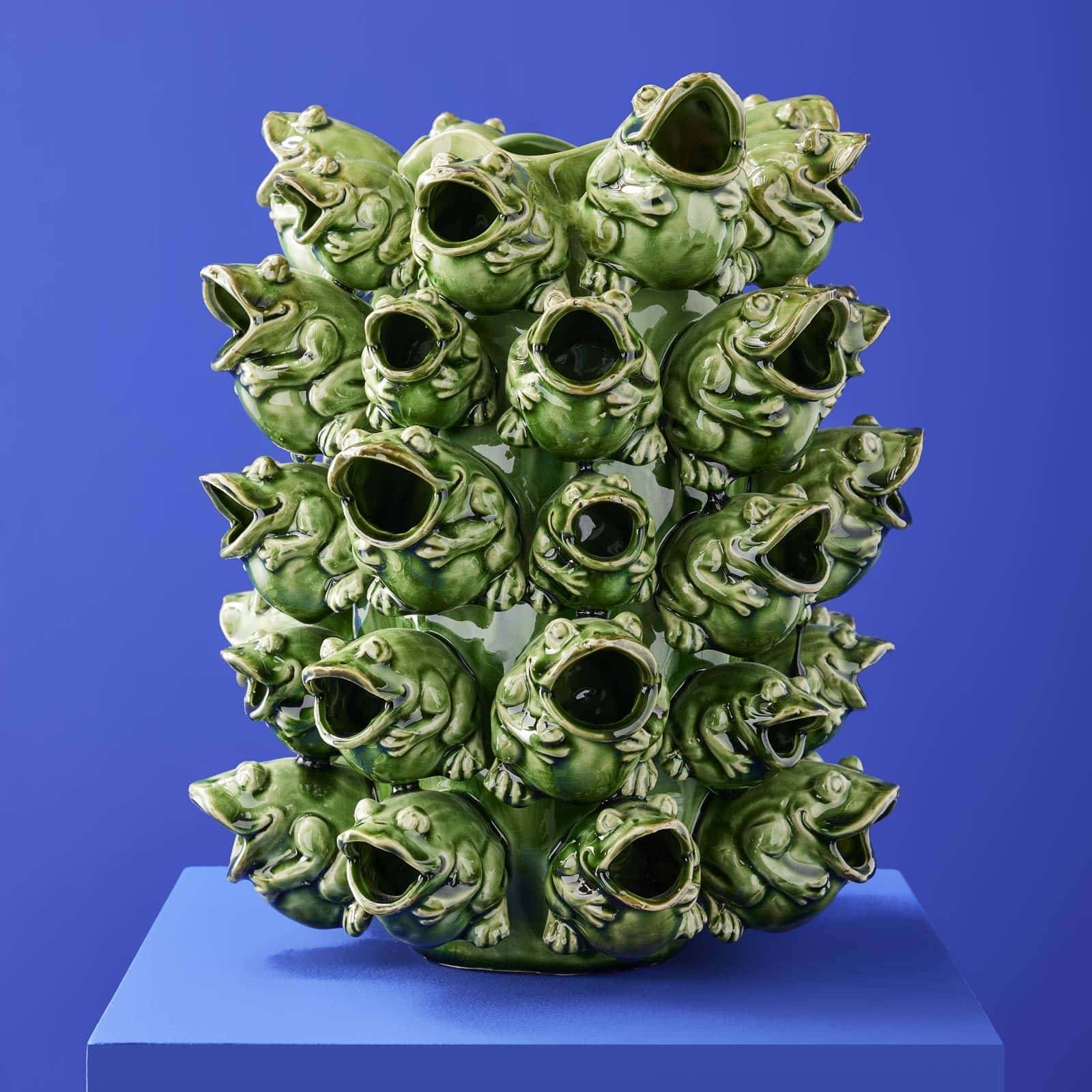 Frogs vase, green