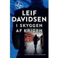 I skyggen af krigen - Brugt Bog- Leif Davidsen