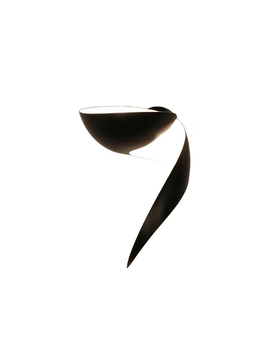 Flame Small Wall Lamp af Serge Mouille Gauche (venstre) - Jacobsen Plus