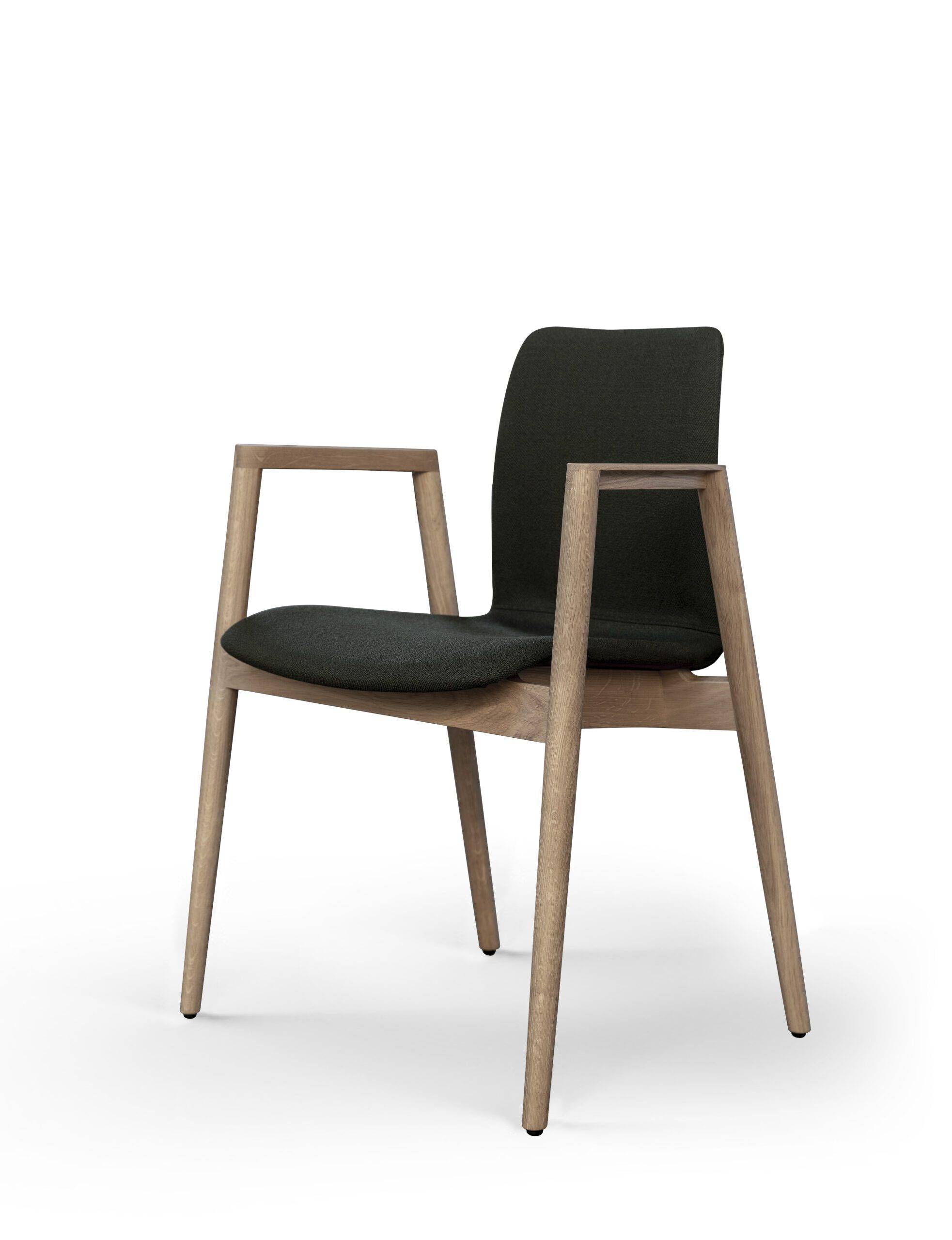 Mood Classic Stol, bæredygtig armstol i massivtræ - 120 x 80 cm Stofgruppe 4 Sortlakeret Eg.
