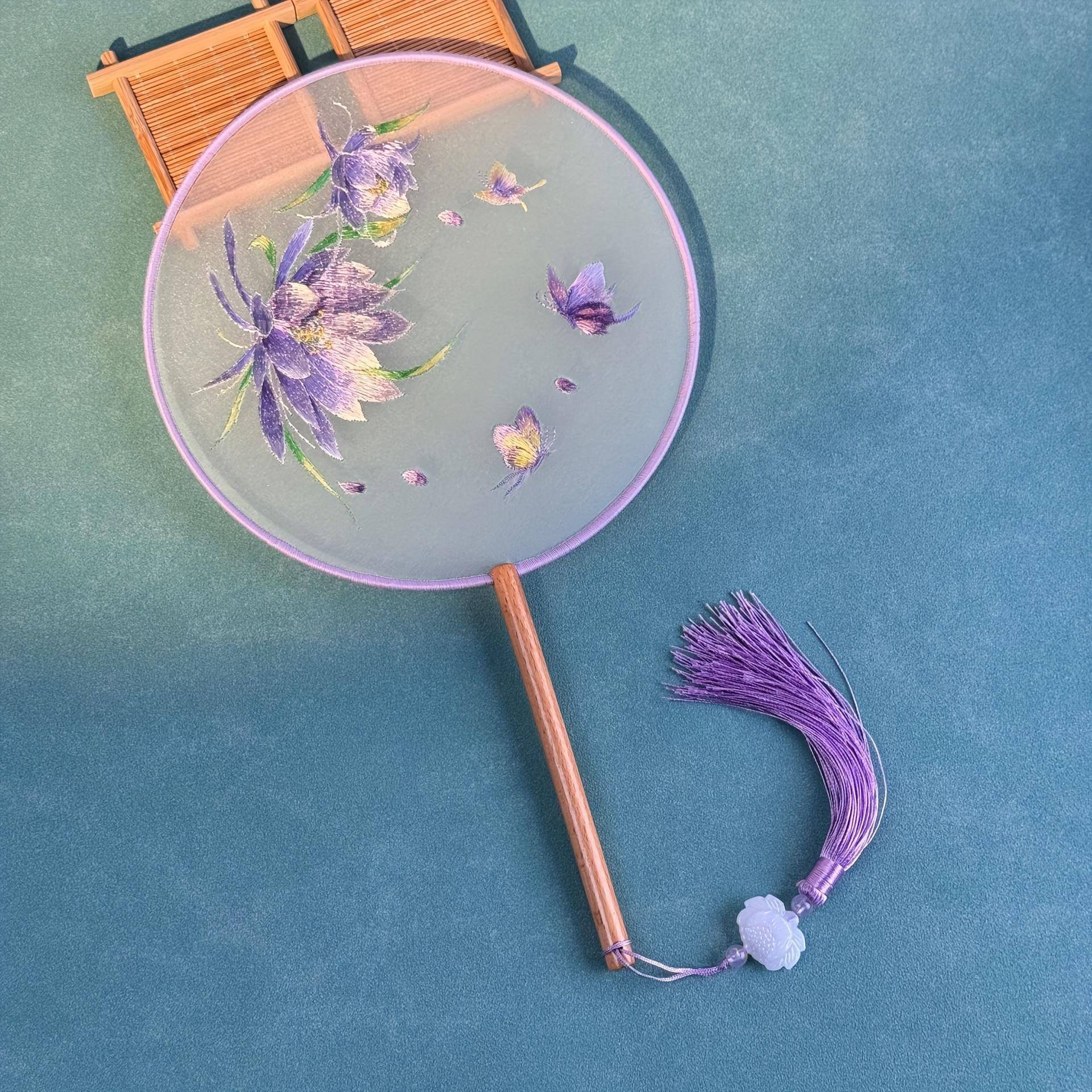 1pc Vintage Handheld Fan Chinese Silk Embroidered Round Fan CraneFlower Home Room Decoration Ornaments Dance Fans with Tassels Party Performance Props