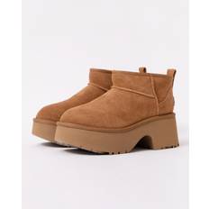 Womens Classic New Heights Ultra Mini Platform Boot