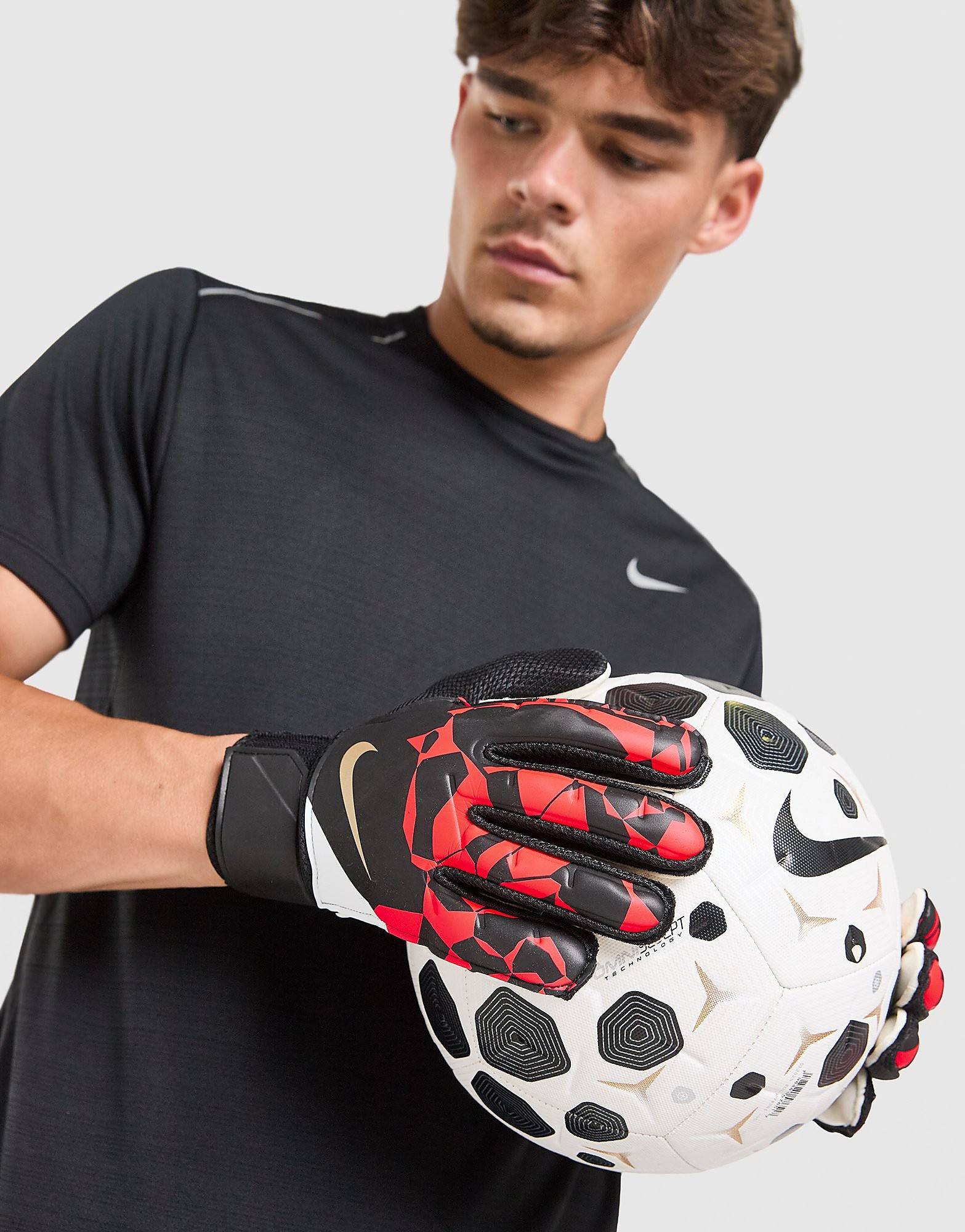 Nike Match Goalkeeper Gloves, svart - 8