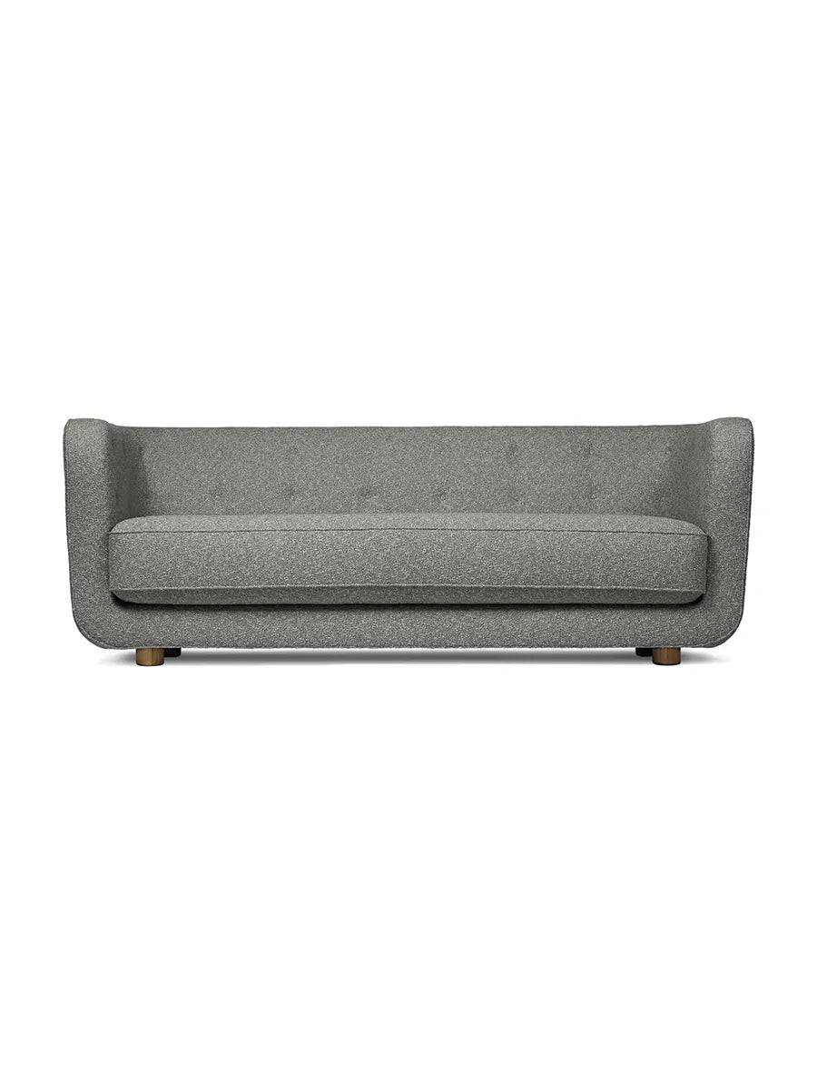 Vilhelm Sofa fra Audo Copenhagen Stof / Hallingdal 65, 130 / Røget eg - Jacobsen Plus