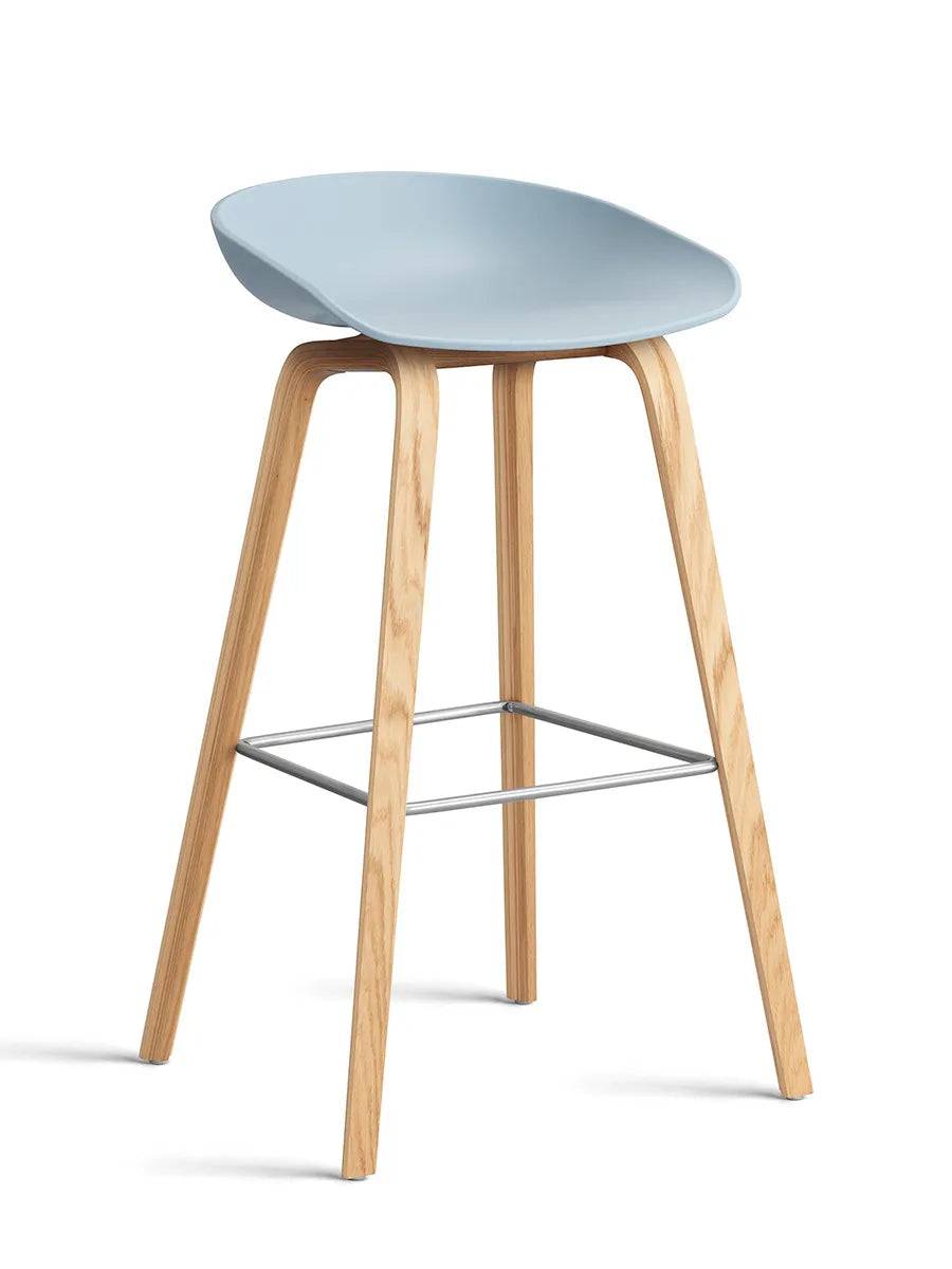 About a Stool AAS32 fra Hay Høj - B 50 x D 46 x H 74-85 cm / Slate Blue / Lakeret eg - Jacobsen Plus