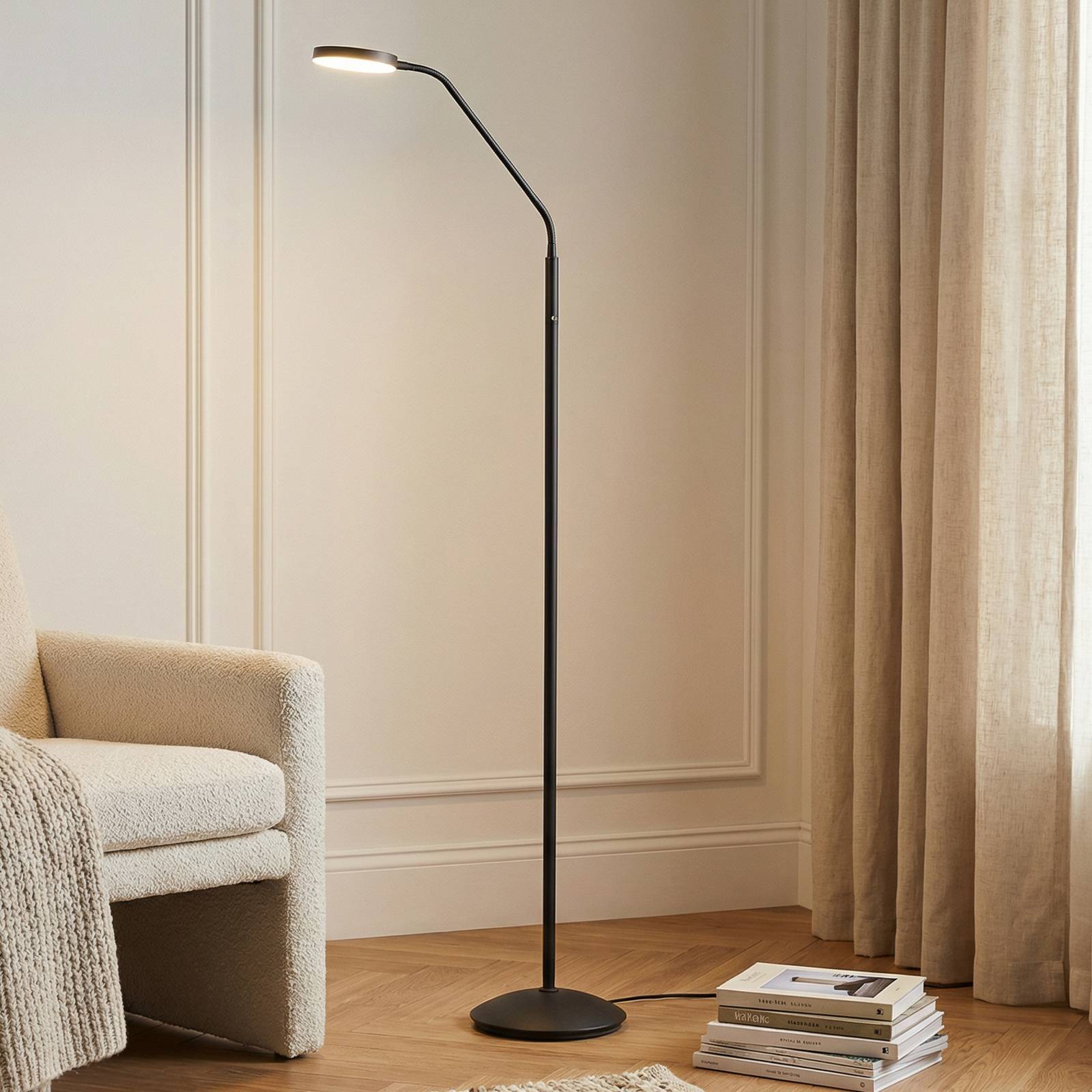 LED golvlampa Elvyn Lindby, dimbar, Svart, Vardagsrum / matsal, Metall, Modern, LED-golvlampa