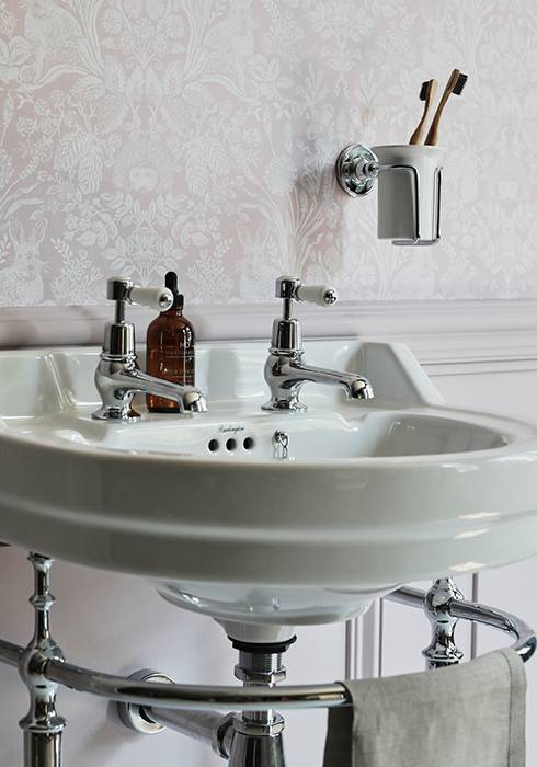 Burlington tvättställ edwardian runt 56 med handfatsställ