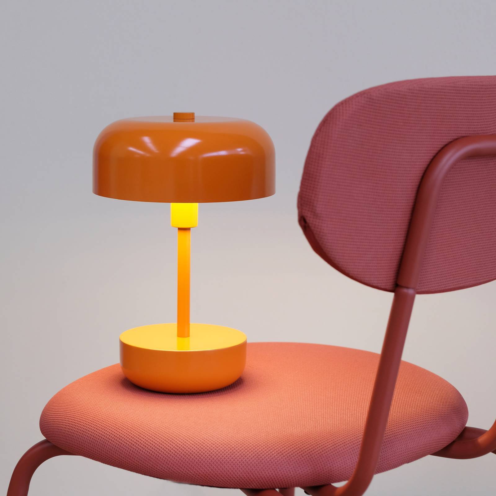 Dyberg Larsen Haipot LED bordslampa batteri orange Haipot, dimbar, Gul / orange, Vardagsrum / matsal, Metall, Modern