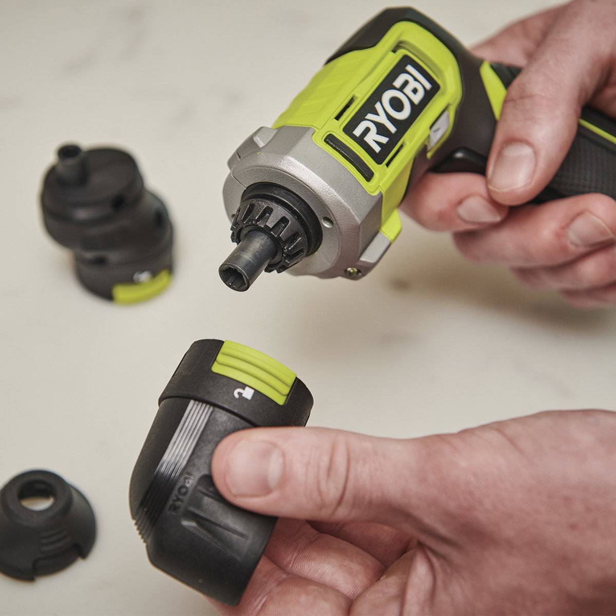 Ryobi 4V skruemaskinesæt