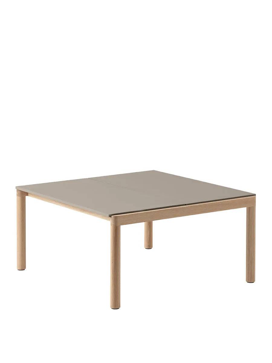 Couple Coffee Table, 80 x 84 cm fra Muuto Taupe - Oak / Plain - Jacobsen Plus