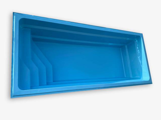 Glasfiberpool Diamant 6,50 x 3,00 x 1,55 m (Anpassningsbar) Lillehammer: 7,84 x 3,78 x 0,87m i Klarglas (Silver) Mr silence 9 kW
