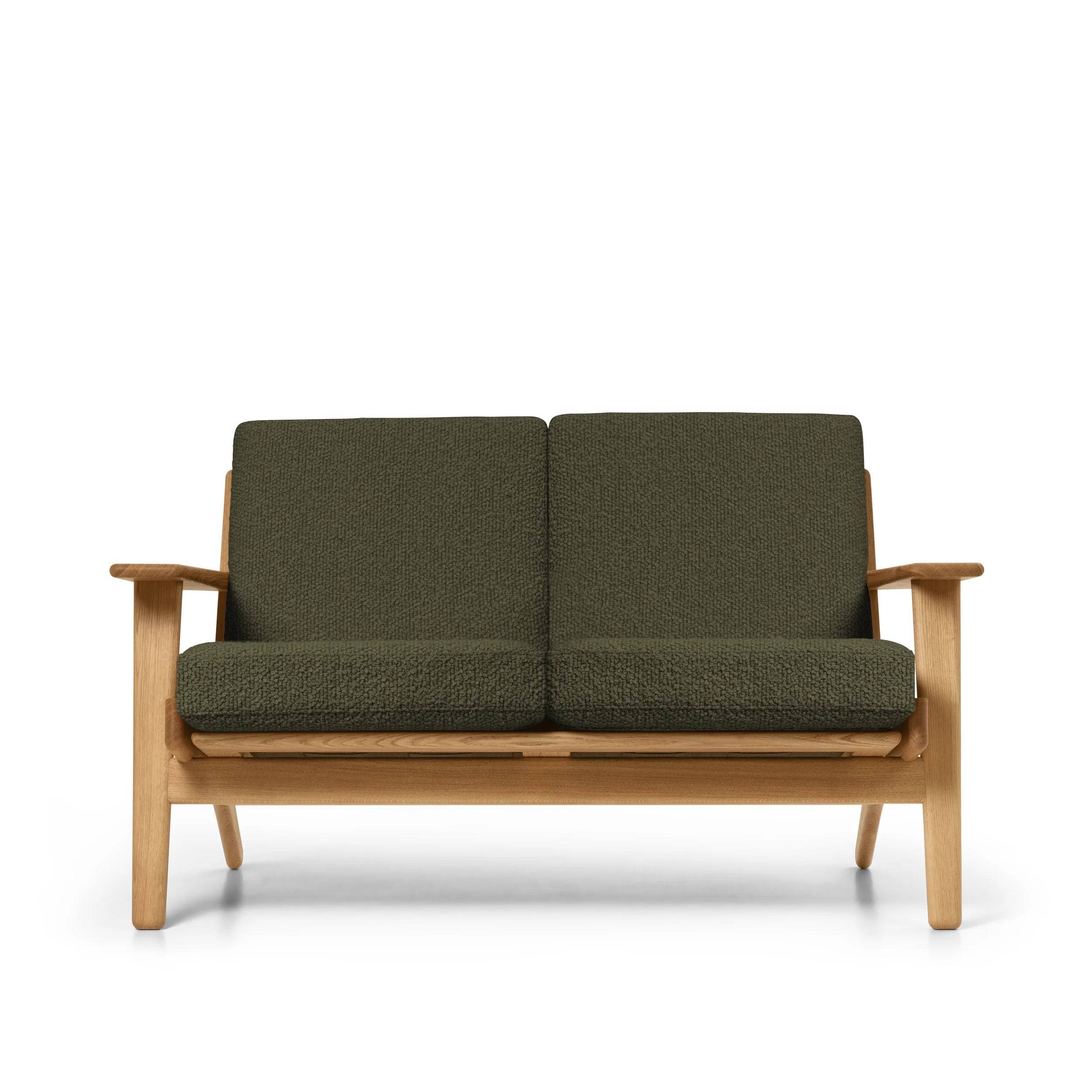 CH292 2 pers. sofa af Hans J. Wegner Olieret eg - Bute Storr 3732 camouflage - Jacobsen Plus