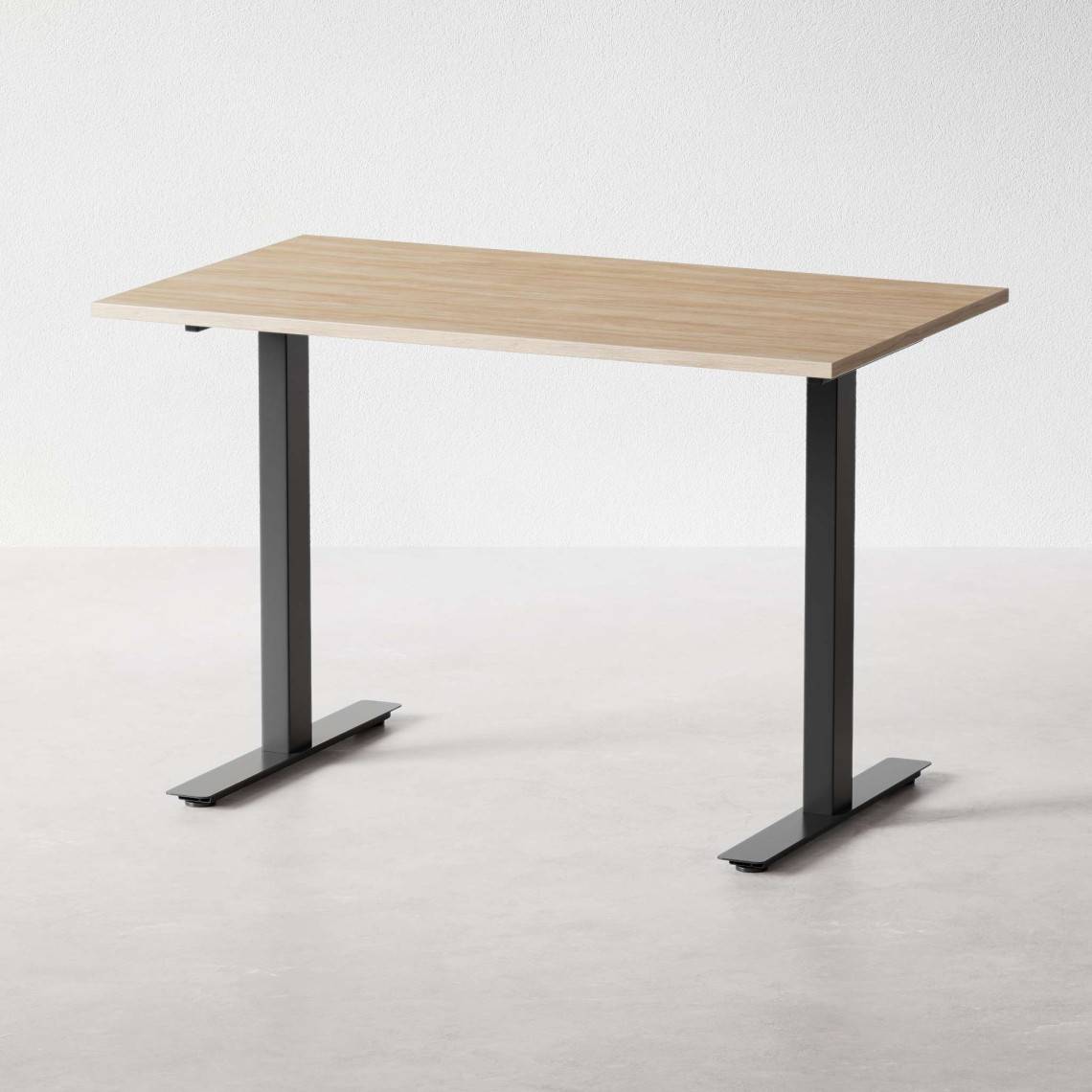 Fast skrivebord, Størrelse 120 x 80 cm, Bordplade Eg, Understel Sort
