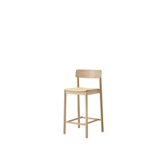 &Tradition Betty TK14 Counter Chair Lackad Ek/Fuse  - Lackad ek, Fuse