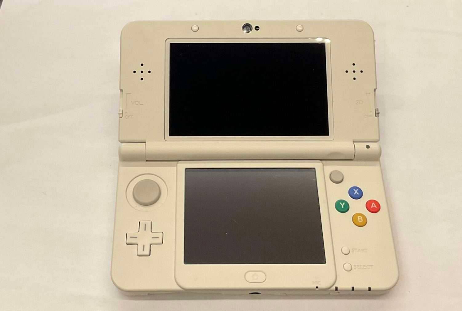 New Nintendo 3DS inkl. oplader (White) #1