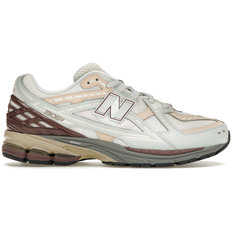 New Balance 1906D Clay Ash Licorice - 39,5