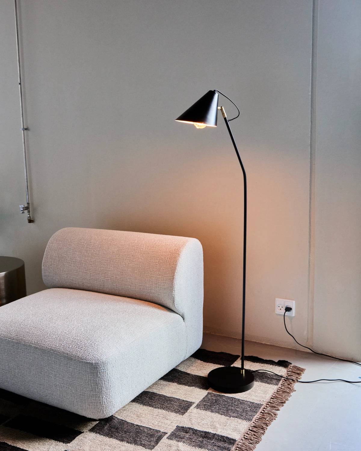 Gulvlampe, HDClub, Sort
