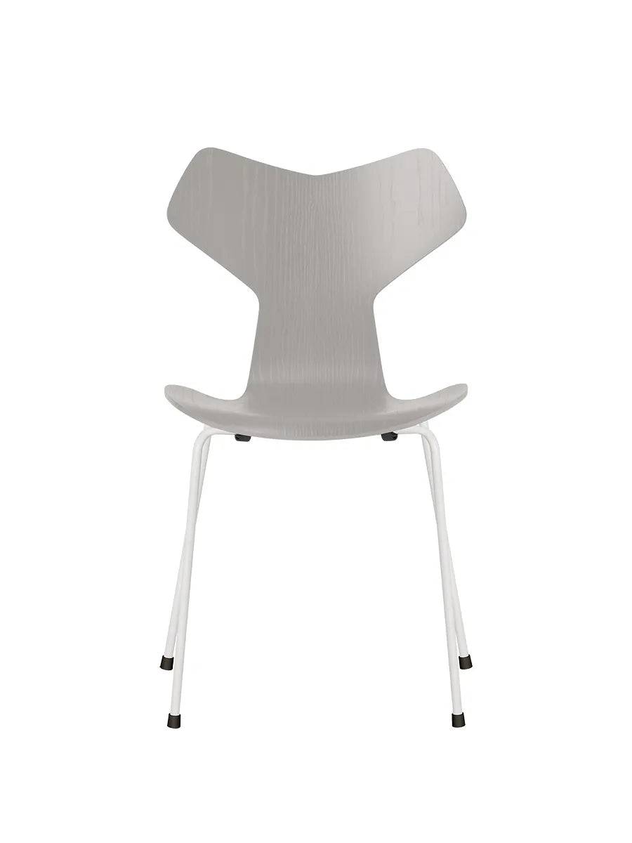 3130 Grand Prix stol i farvet ask af Arne Jacobsen Nine Grey / Hvid - Jacobsen Plus