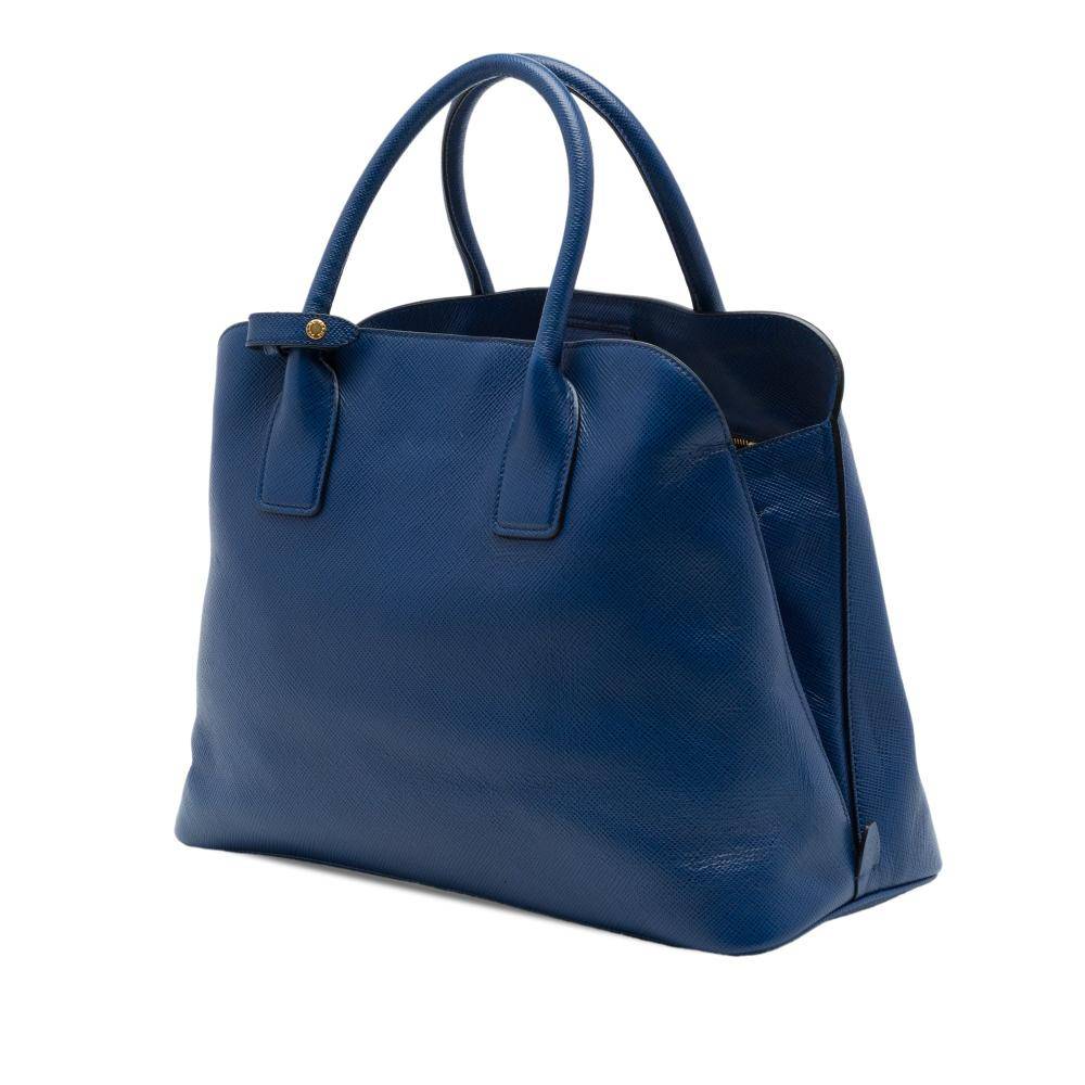 Prada Vintage Prada Handbag L 27cm x W 36cm x D 16.50cm - Håndtasker hos Magasin.