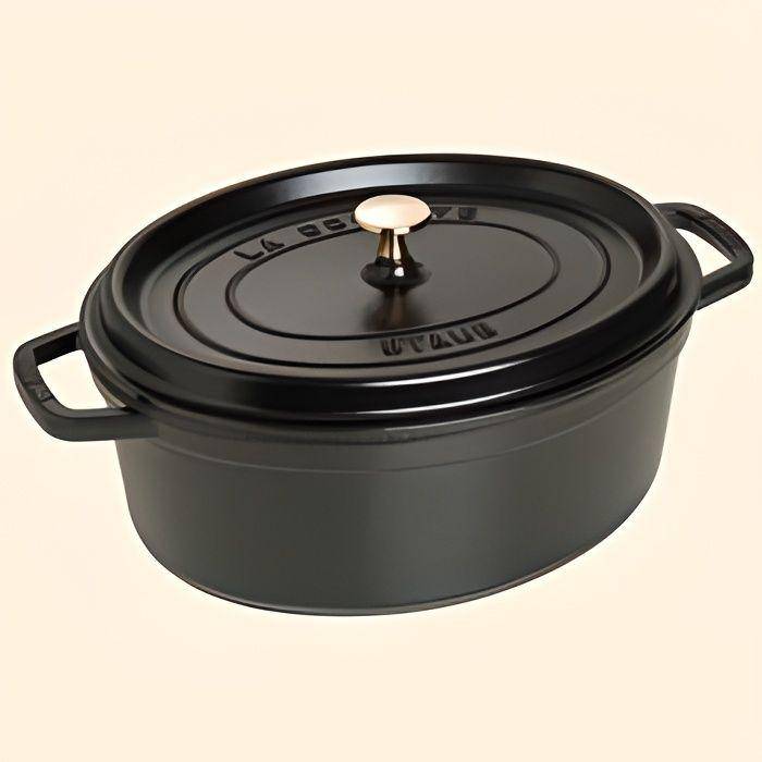 Oval gjutjärnsgryta - STAUB - 33 cm - 6,70 liter - Piggar under locket - Svart svart