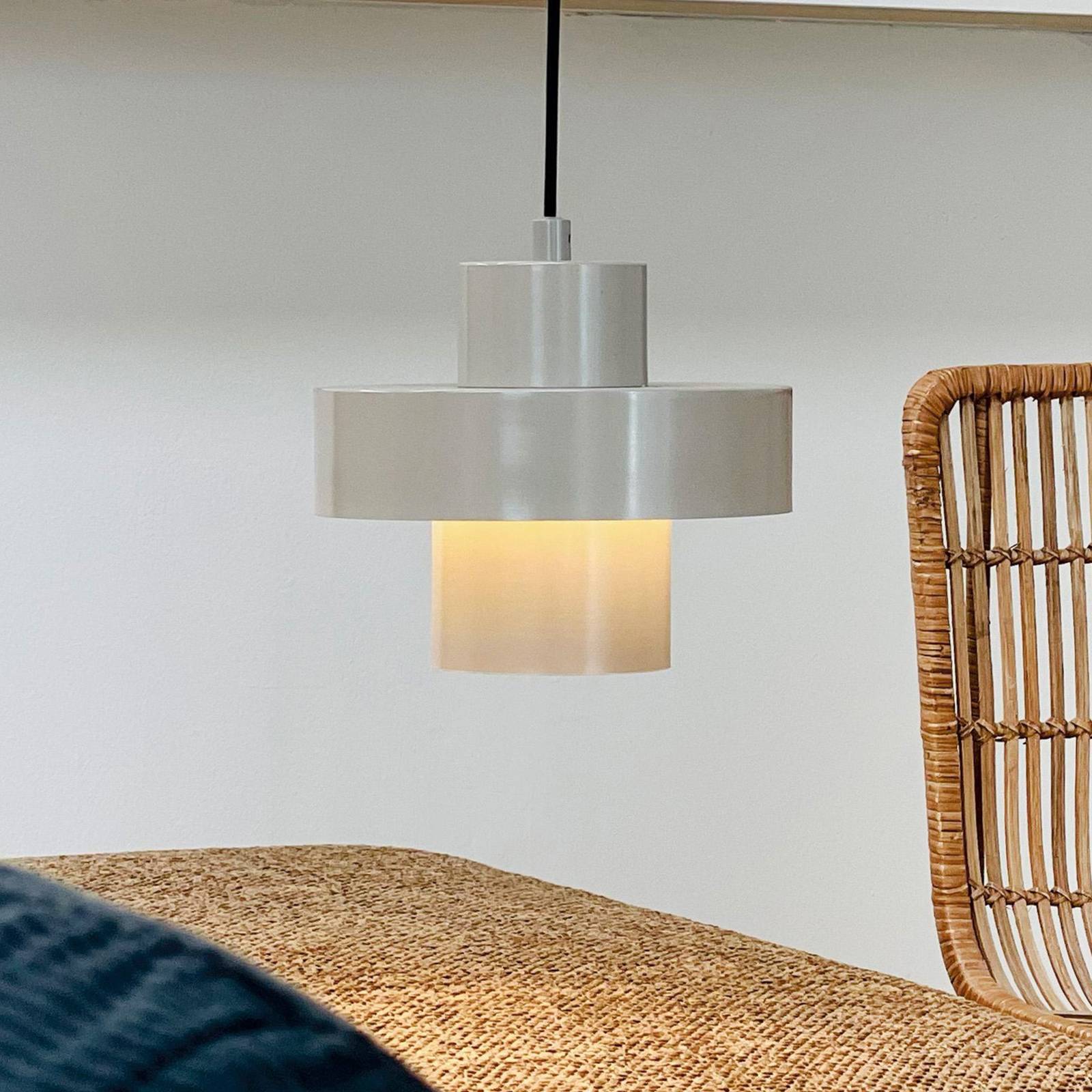 Dyberg Larsen Design pendellampa Stoke, dimbar, Aluminium / grå / zink, Vardagsrum / matsal, Metall, Design, Pendellampa