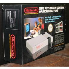 Nintendo NES Basenhet (8-Bitars) (BERGSALA) (2 Handkontroller + Mario) (KOMPLETT) (NY Connector + Regionsfri) (Beg)