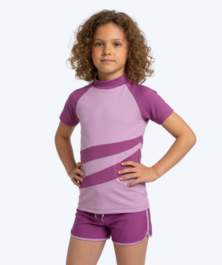 Watery UV tröja för barn - Manami Kortärmad Rashguard - Atlantic Purple - UV kläder barn