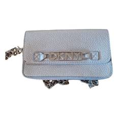 Dkny