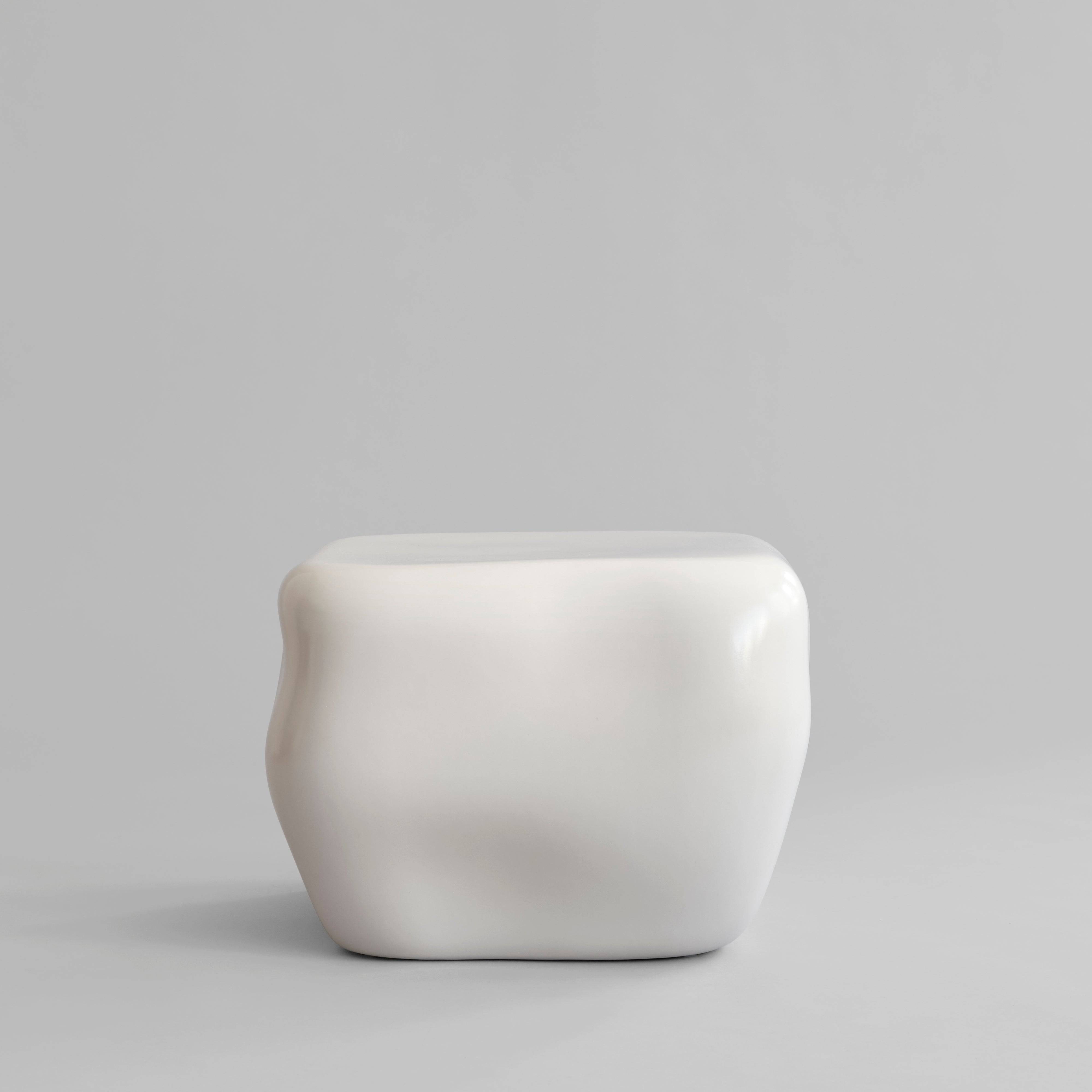 101 CPH Ishi Coffee Table, Medio - High Glaze Birch