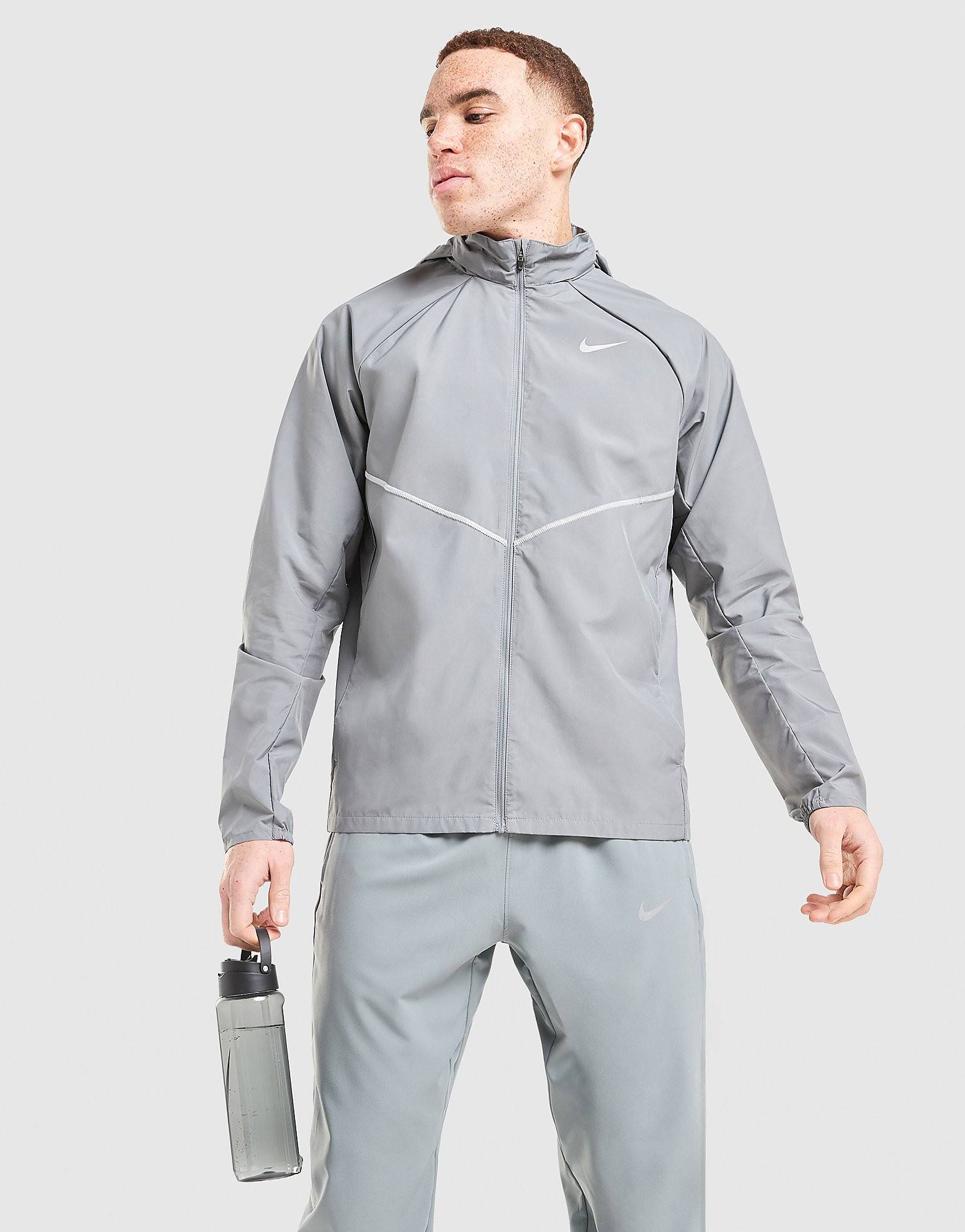 Nike Men's Repel UV Protection Running Jacket Miler, Grå