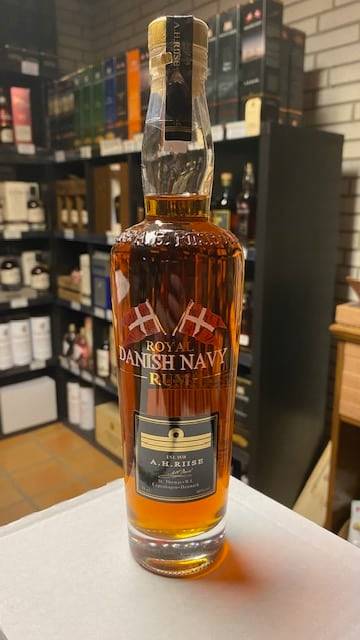 A.H. Riise Danish Navy Rum 35 cl