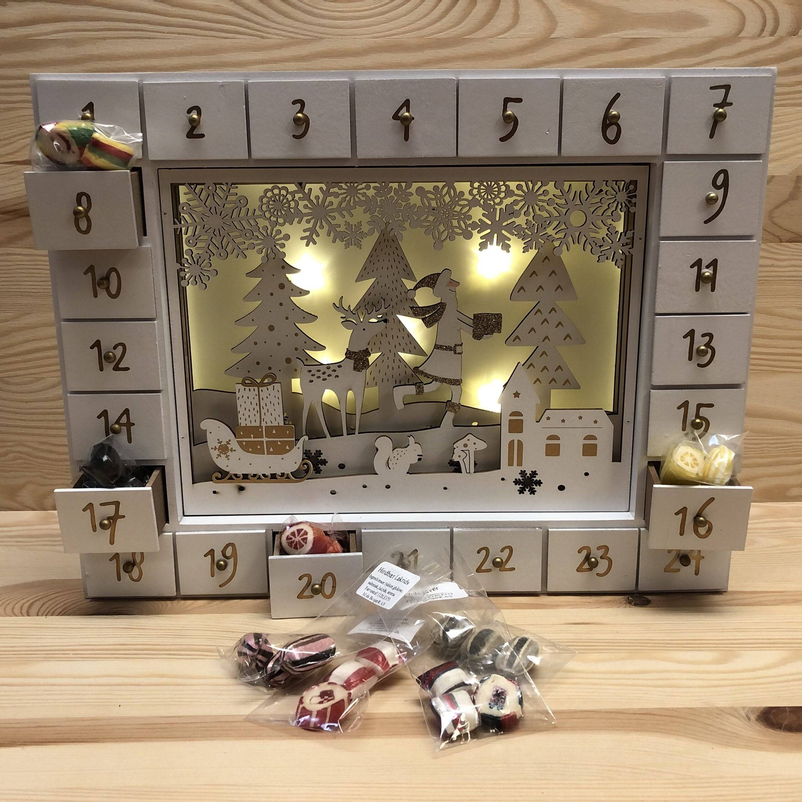Træ julekalender Winter wonderland - OBS: Kosmetisk fejl