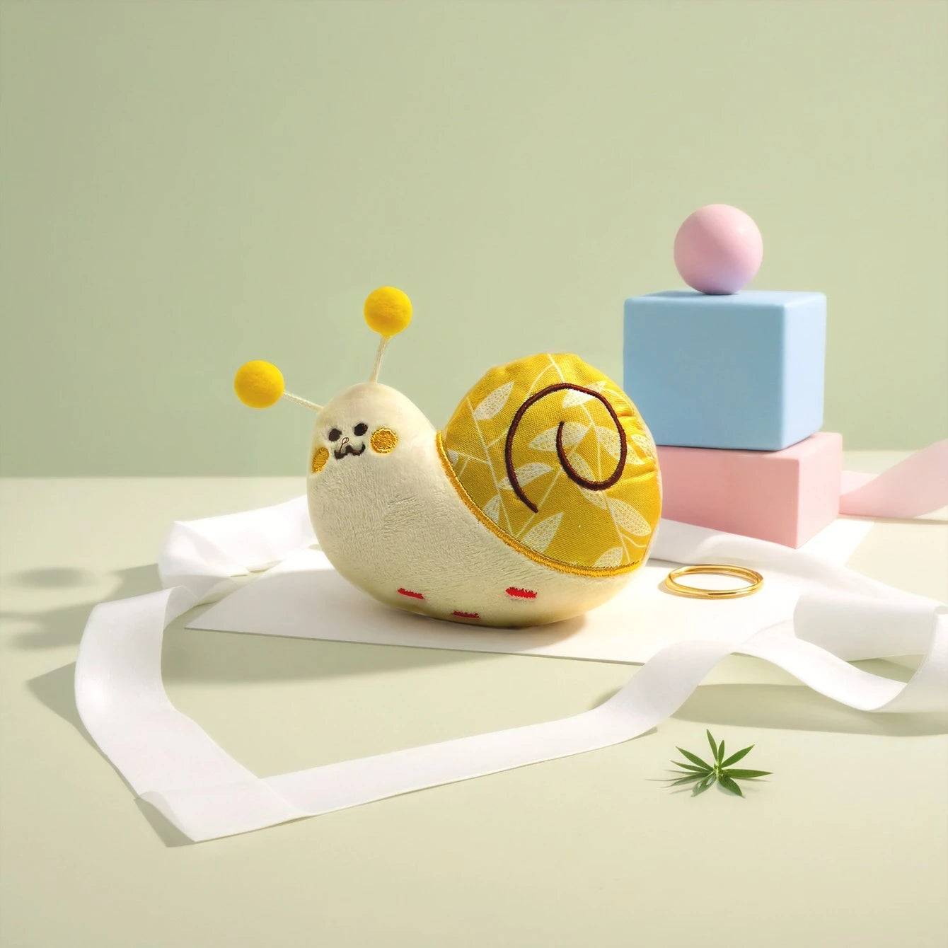 Snail Shaped Dog Toy - Dental Chew and Plush Toy - Yellow